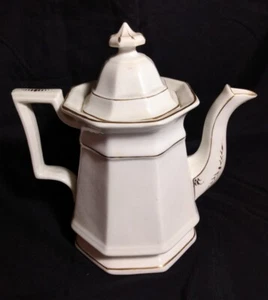 Tetera antigua de piedra de hierro sin marca con adornos dorados - Imagen 1 de 9