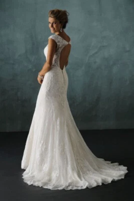 Brautkleid / Hochzeitskleid Größe 44-46  . Marke Tres Chic . NEU - Bild 1 von 4