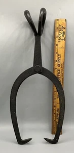 Antique Vtg Ice Block Tongs Large Forged Cast Wrought Iron Primitive 1 Person - Picture 1 of 9