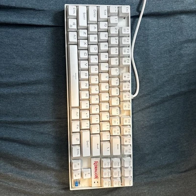 Redragon K552-WB Mechanical Gaming Keyboard RGB LED Backlit Blue Switch Wired - Image 1 of 4