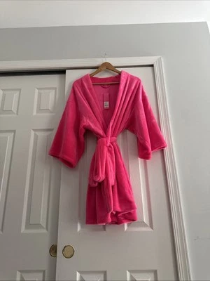 Lilly Pulitzer NWT Elaine Plush Knit Robe Pink Grenadine Size XXL/XXL FITS L/XL - Image 1 of 4