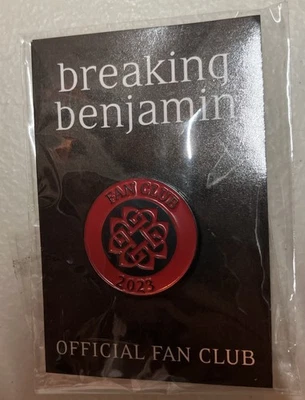 Prendedor Breaking Benjamin Logo Solapa Metal Esmalte INSIGNIA Oficial Fan Club 2023 Foto 1 de 3