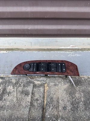 Interruptor de espejo retrovisor ventana eléctrica Chevrolet Suburban Master Lock 2007-2014 - 142D Foto 1 de 4