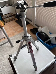 velbon stativ HG-4 Sehr gut erhalten und Funktioniert - Bild 1 von 3