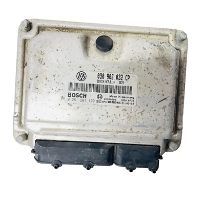 Centralina Iniezione VW Lupo 030906032CP 0261207199 - Immagine 1 di 4