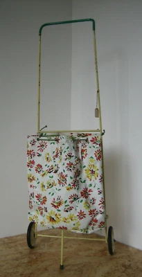 Jouet ancien Caddie Cabas Chariot de course d'ENFANT en métal VINTAGE - Photo 1/4