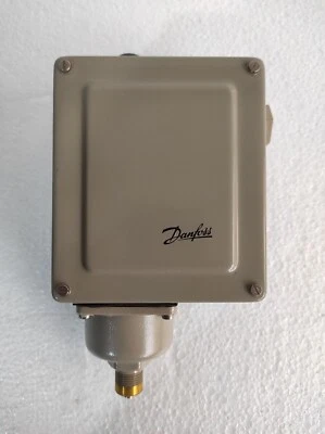 Danfoss rt 116 / RT 116 Pressure Control Switch Range 0.2 - 3 Bar - Image 1 of 4