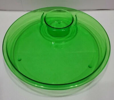 Pampered Chef Chip & Dip GREEN Acrylic Party Tray  - Image 1 of 4