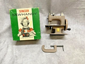 Antique Singer Child's Toy Sewing Machine No. 20 Hand Crank ~ Salesman Sample - Picture 1 of 9