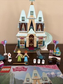 LEGO Disney: 100% Arendelle Castle Celebration 41068 with all minifigures