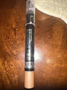 Rimmel ScandalEyes Eyeshadow Waterproof Stick Crayon, Bulletproof Beige 002 - Picture 1 of 3