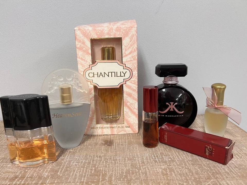Perfumes De Colección Oscar De La Renta, rubíes raros, Kardashian, Chantilly Heaven Enviado+ Foto 1 de 4