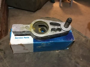 NOS 1983 1989 FORD THUNDERBIRD & COUGAR WINDSHIELD WIPER MOTOR OUTPUT ARM - Bild 1 von 6