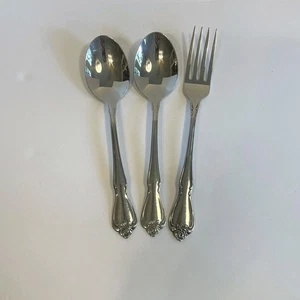 Cubiertos de repuesto de acero inoxidable Oneida Arbor Rose 1 tenedor de cena, 2 cucharas de sopa - Imagen 1 de 6