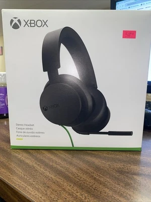 Microsoft Xbox Wireless Headset - Black -  (USED) - Image 1 of 4