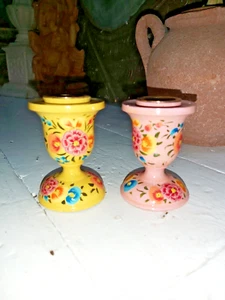 A SET OF TWO HAND PAINTED KASHMIRI CANDLESTICKS - Picture 1 of 8
