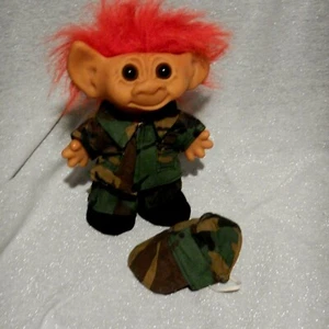 Completo Vintage Uneeda Wishnik 8,5" Capelli Rossi Troll Esercito Mimetico - Foto 1 di 8