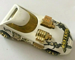 Vtg 93 MATTEL Hot Wheel MASTER OF UNIVERSE HE MAN Motu Die Cast GOLD CAR TOY 1 - Picture 1 of 5