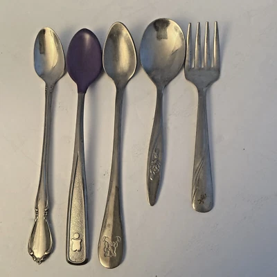 Juego de 4 cucharas y tenedores para bebé 1 tenedor Foto 1 de 4