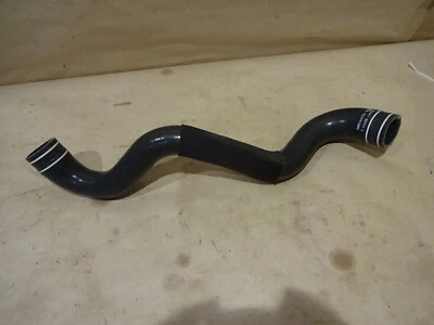 Ferrari California - Tubo de entrega del motor al radiador - P/N 244779 Foto 1 de 4