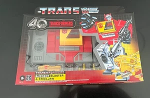 Transformers Autobot Blaster And Steeljaw New - Picture 1 of 4