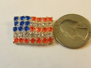 PATRIOTIC RED WHITE & BLUE JEWELED RHINESTONE UNITED STATES FLAG PIN - Picture 1 of 2