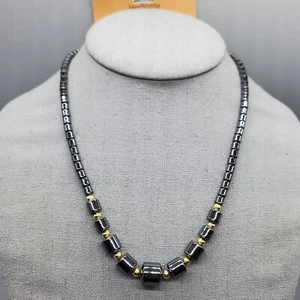 NWT Hematite Necklace Graduated Cylinder Bead Gold Tone Spacer Barrel Clasp 18" - Imagen 1 de 6