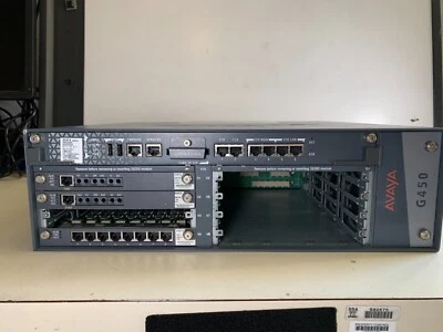 AVAYA G450 - S8300 -  (2x) MM710B - MM711 ANALOG - (2x) PS4504 - USED - Image 1 of 4