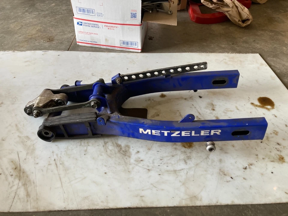 Suzuki GS500E GS500 GS 500 500E 1989 89 задний поворотный рычаг распорная рама - Изображение 1 из 3