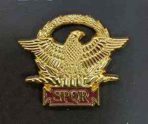 Roman SPQR Enamelled Pin Badge - Picture 1 of 3