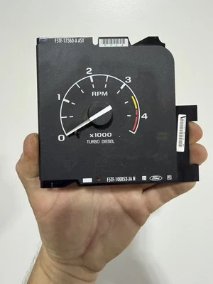 Тахометр указатель 1994-1997 Ford F-250 OBS 7,3 л турбодизельный об/мин F5TF-17360-A - Изображение 1 из 4
