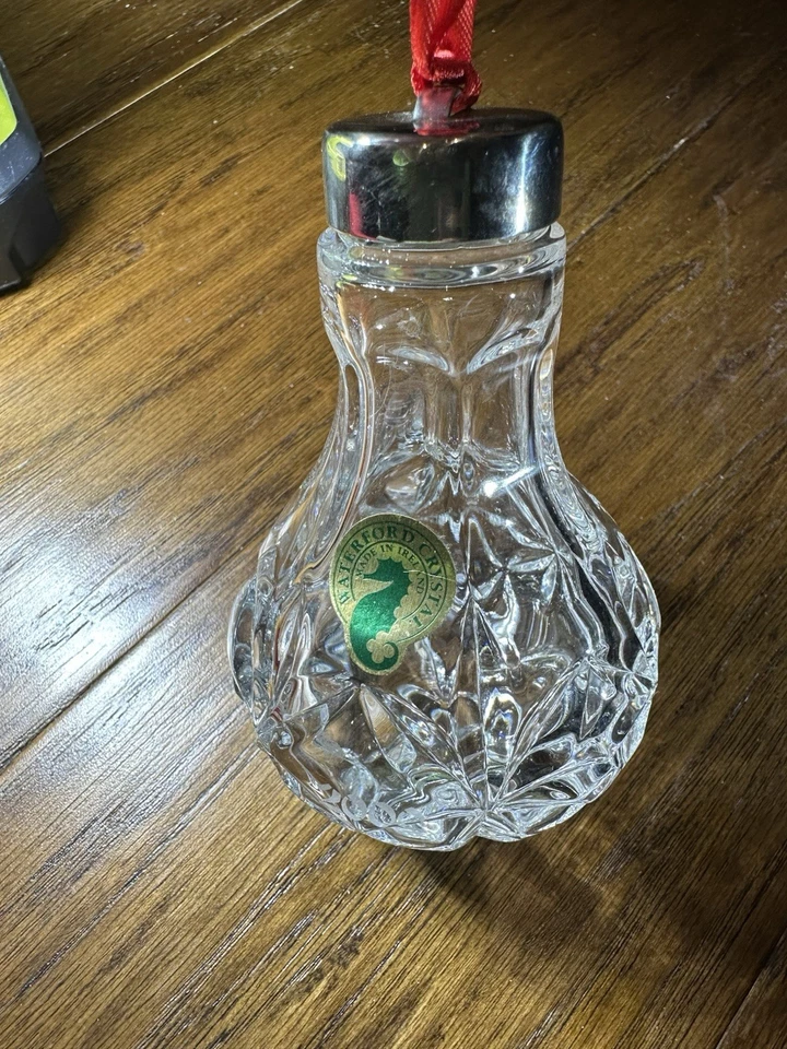 Bola de Navidad anual Waterford Crystal 2000 Foto 1 de 3