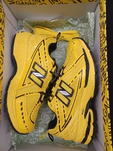 New Balance 1906R - GANNI - Amarillo Ardiente - Talla 4 Hombre - Totalmente Nuevo con Caja  - Imagen 1 de 9