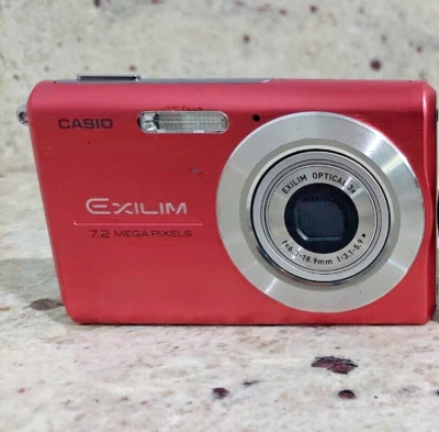 Casio Exilim EX-Z75 7.2 Mega Pixel Pink Camera NO BATTERY NO CHARGER. FOR PARTS - Image 1 of 4