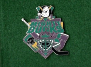 Mighty Ducks Of Anaheim NHL Hockey Team "Disney Sports" Pin "Very Hard To Find" - Picture 1 of 1