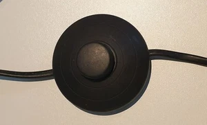 Fußschalter Tretschalter Mittelschalter mit Zuleitung und Stecker - ca. 340 cm - Bild 1 von 3