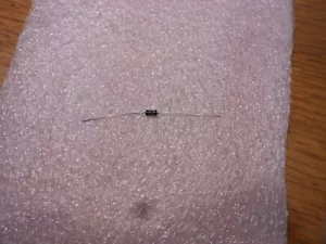 VAMISTOR RESISTOR PART # RNR55C2611DS NSN: 5905-01-321-7132 - Picture 1 of 2