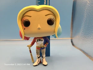 Funko POP ! Heroes HARLEY QUINN Suicide Squad Vinyl Figure #97 LOOSE HTF - Picture 1 of 6