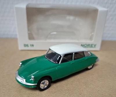 Citroën DS Verde 1958 Norev 1/64 3 pollici scatola di cartone nuova - Immagine 1 di 2