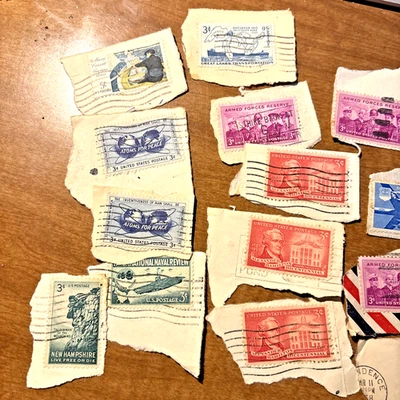 16 USA Vintage 3 Cent stamps - Image 1 of 3