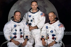 Foto 4x6 del Apolo 11 Prime Crew de Neil Armstrong, Michael Collins, Buzz Aldrin - Imagen 1 de 1