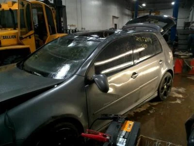 Parrilla inferior izquierda lado del conductor Golf GTI 2007 Sku#2391635 Foto 1 de 4