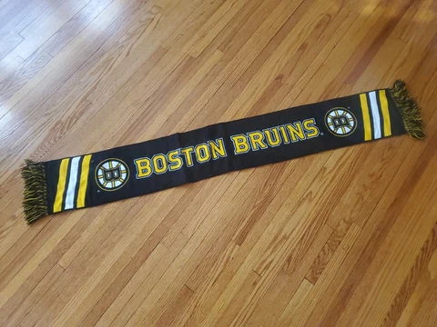 NHL BOSTON BRUINS Season Ticket Holder Scarf - New! Cover