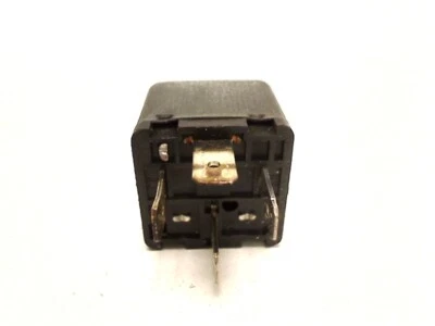 1373586 Relé para BMW K 100 RS 1986 usado 185237 Foto 1 de 4