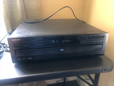 Cambiador de DVD/CD/VCD de 6 discos ONKYO DV-C600 Foto 1 de 4