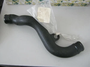 Audi A4 / Passat B5 - Turbo intercooler pipe 8D0145844A - NEW - GENUINE - Picture 1 of 1