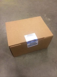 JOHNSON CONTROLS MS-IOU4710-0U INPUT OUTPUT MODULE 24VAC ONE COMM BUS - Foto 1 di 5
