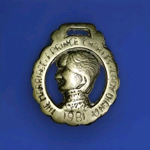 Pferdeschnalle aus massivem Messing. Hochzeit von Charles und Diana 1981.  - Bild 1 von 5