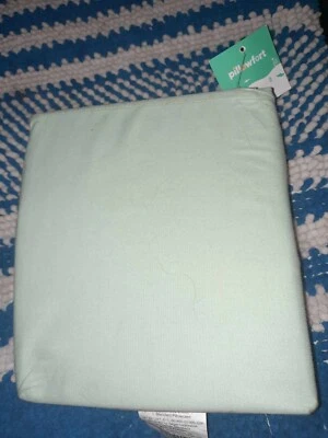 Nuevo juego de sábanas de algodón verde azulado liso Pillowfort para niños pequeños Foto 1 de 2