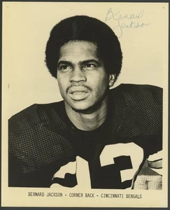BERNARD JACKSON (1950-1997) signed vintage 8x10 photo Bengals Broncos autograph - Picture 1 of 1